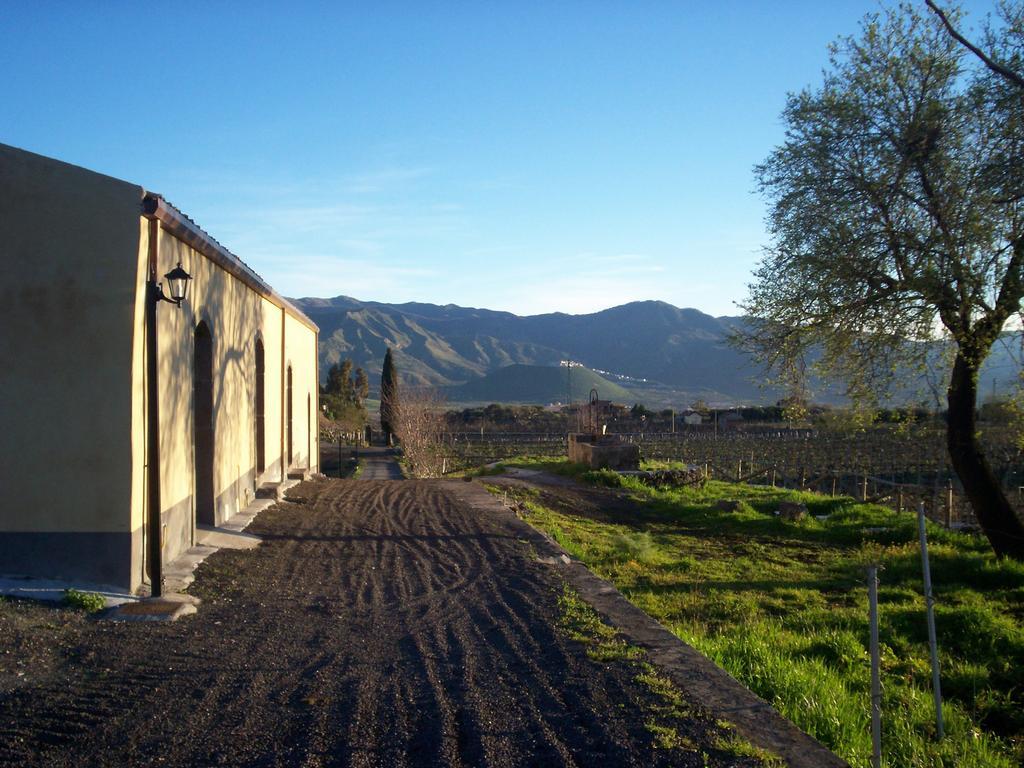Etna Wine Azienda Agrituristica Passopisciaro Dış mekan fotoğraf