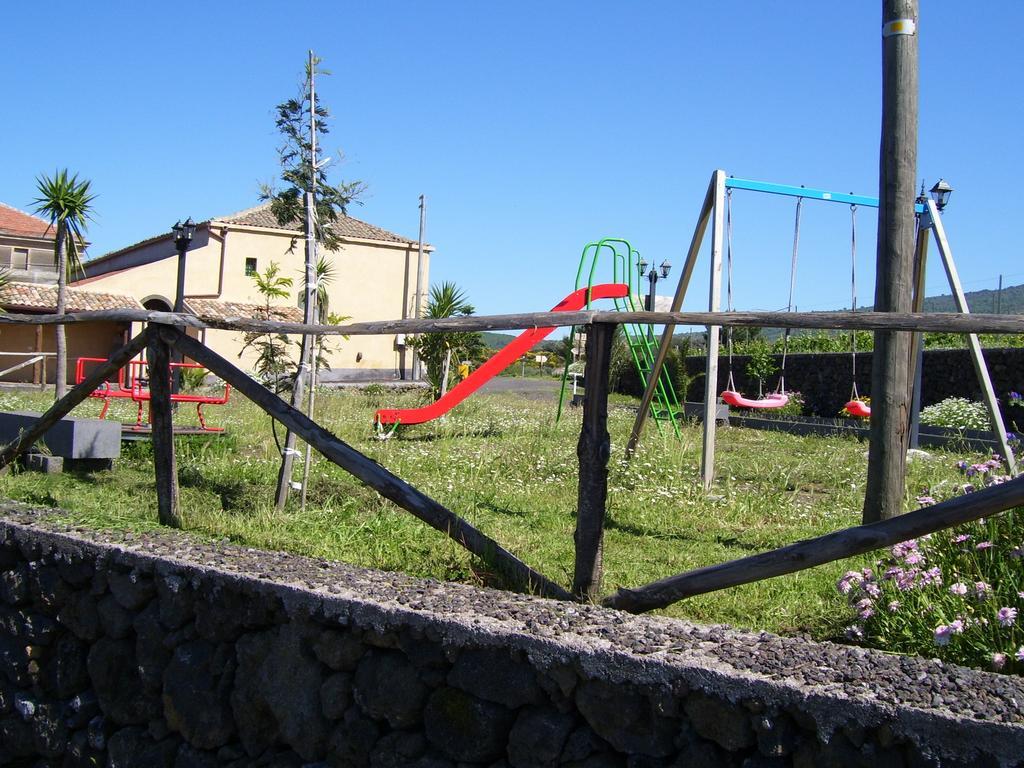 Etna Wine Azienda Agrituristica Passopisciaro Dış mekan fotoğraf