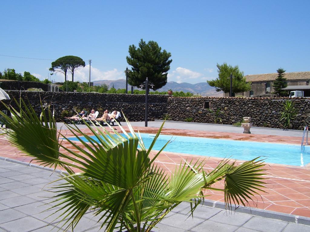 Etna Wine Azienda Agrituristica Passopisciaro Dış mekan fotoğraf